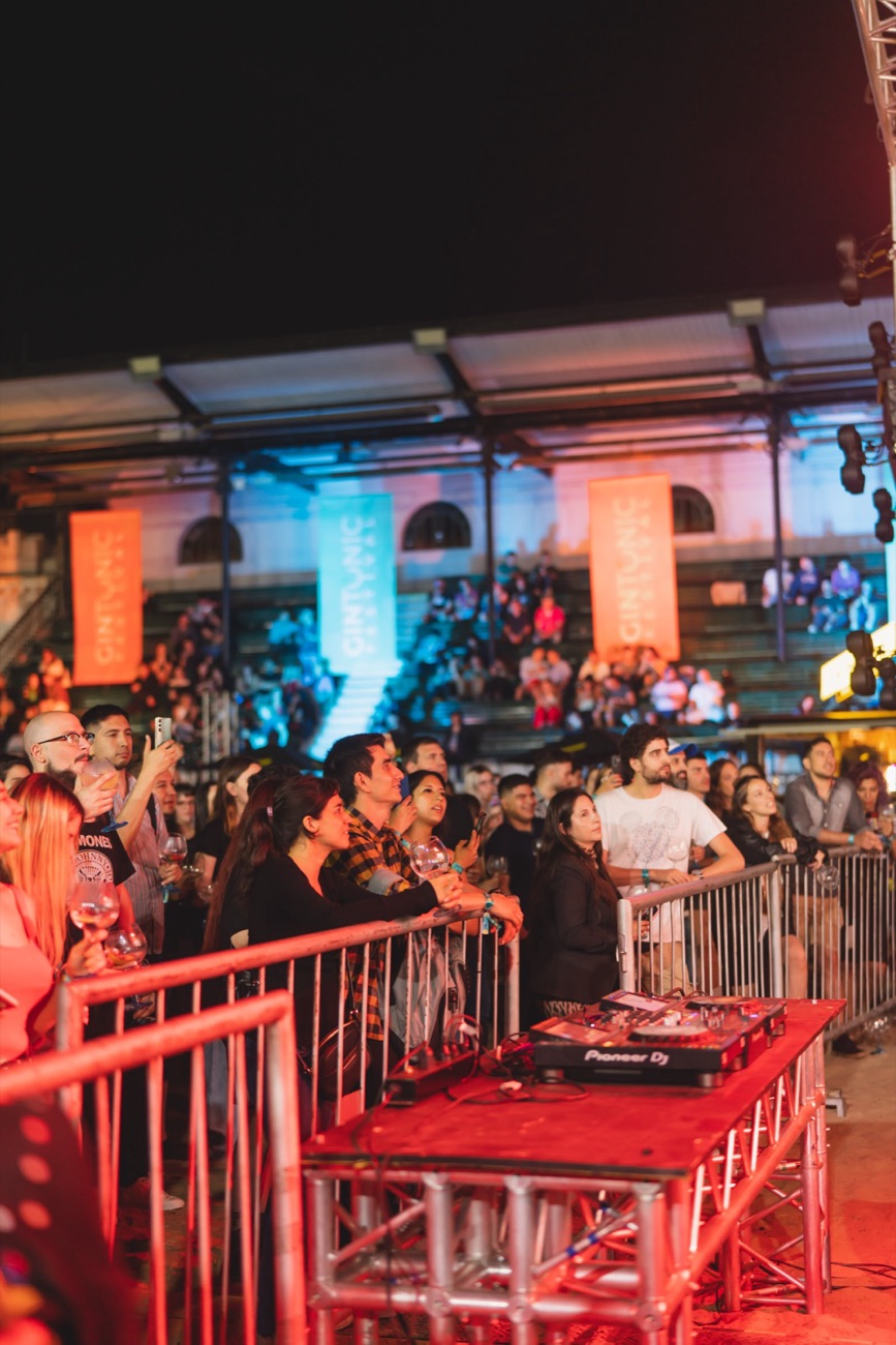 Gin Tonic Festival crowd at La Rural